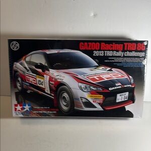 Tamiya Gazoo Racing TRD 86 Model Kit. 1/24